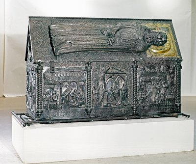 Casket Containing the Remains of St. Simeon, Commissioned by Elizabeth, Wife of King Ludwig I of Anjou by Francesco da Milano